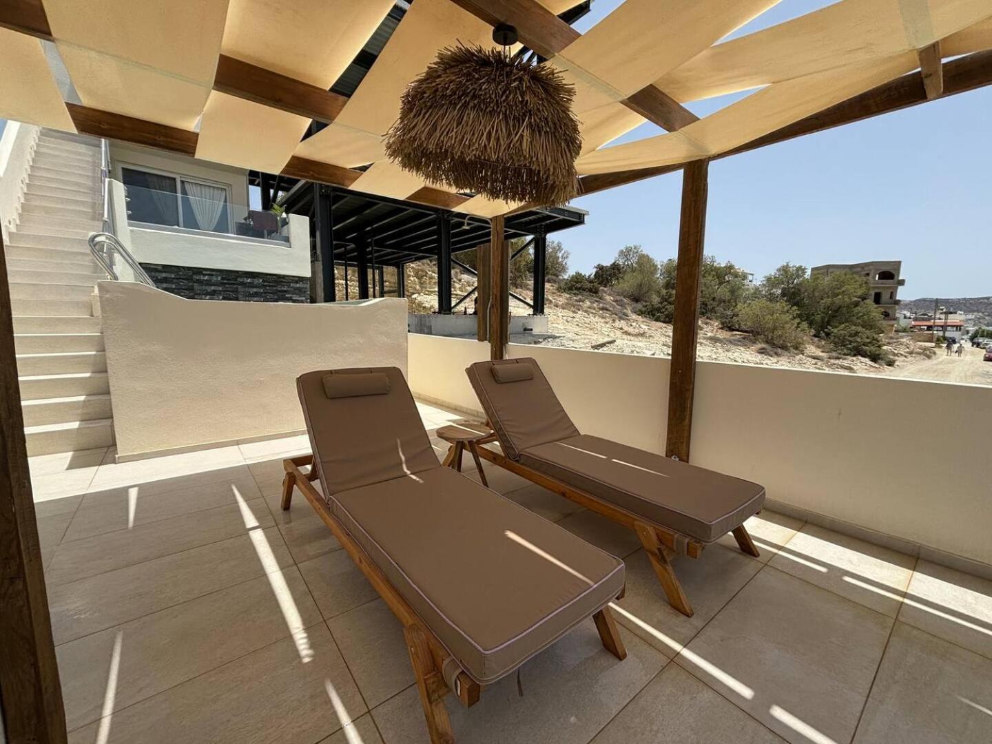 Stella & Eleni Suite With Shared Pool & Open View 卡拉马基 外观 照片