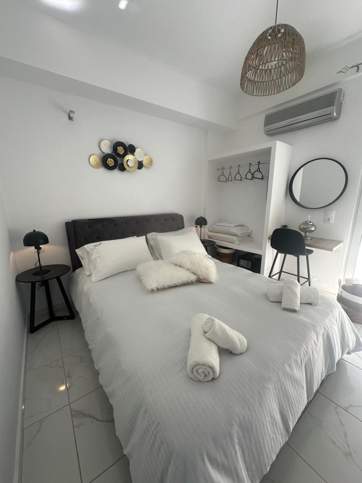 Stella & Eleni Suite With Shared Pool & Open View 卡拉马基 外观 照片