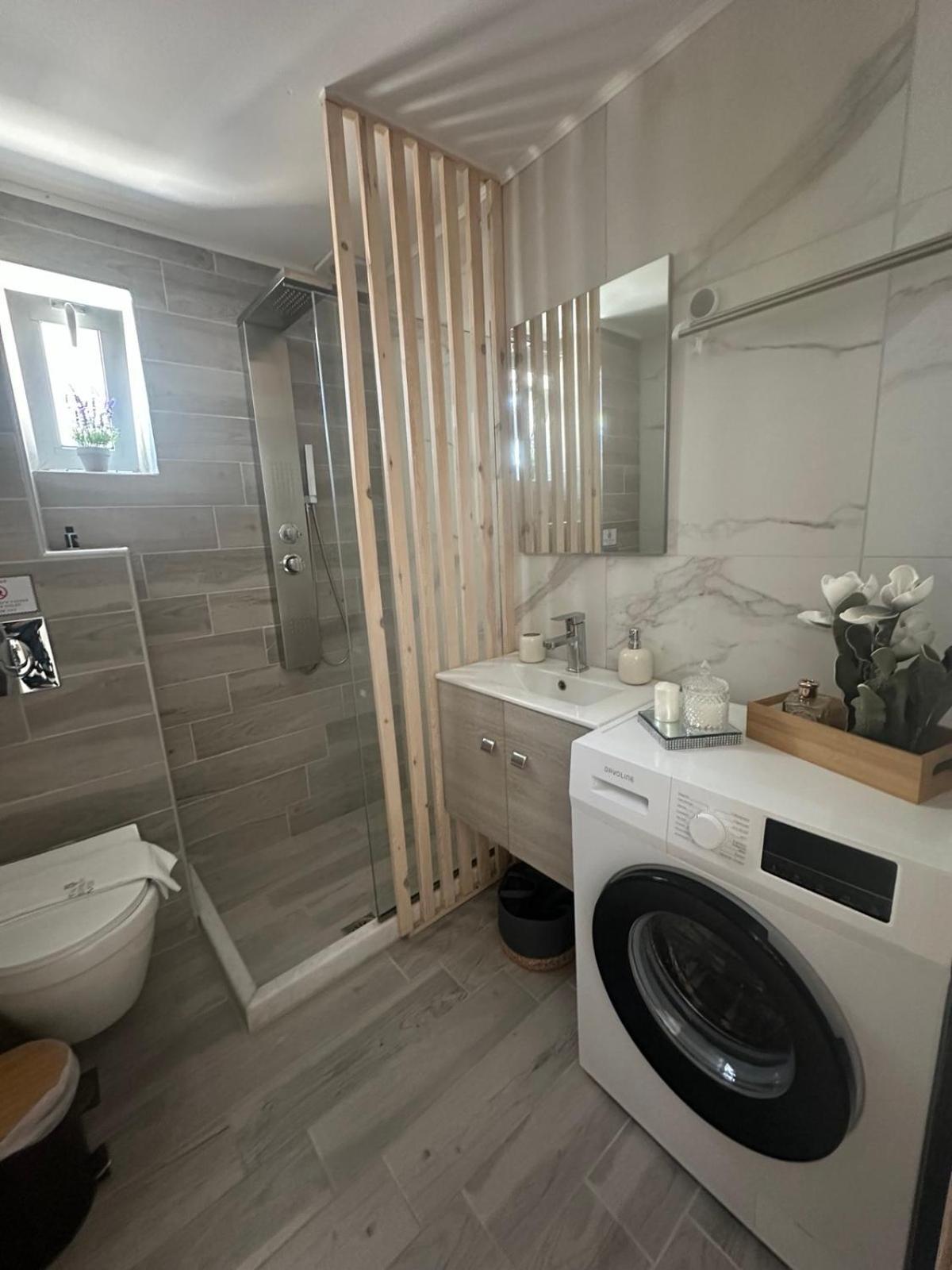 Stella & Eleni Suite With Shared Pool & Open View 卡拉马基 外观 照片