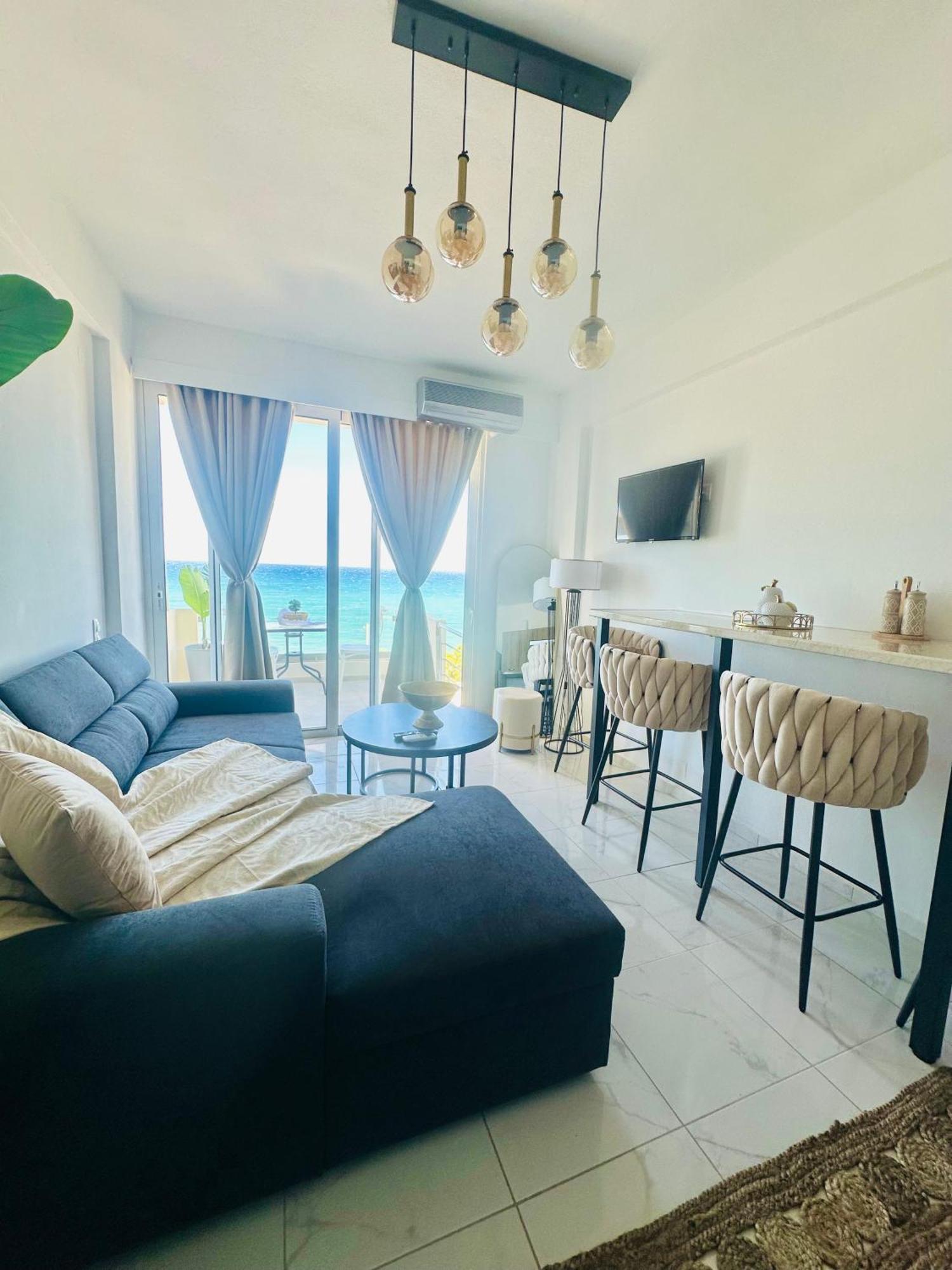 Stella & Eleni Suite With Shared Pool & Open View 卡拉马基 外观 照片